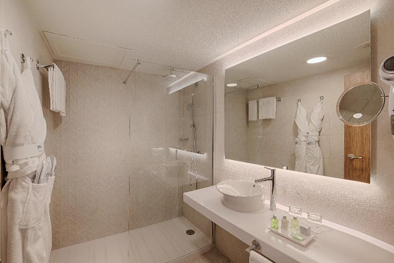Hotel Nh Jardim 4*